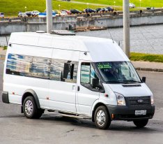14 Seater Minibus hire